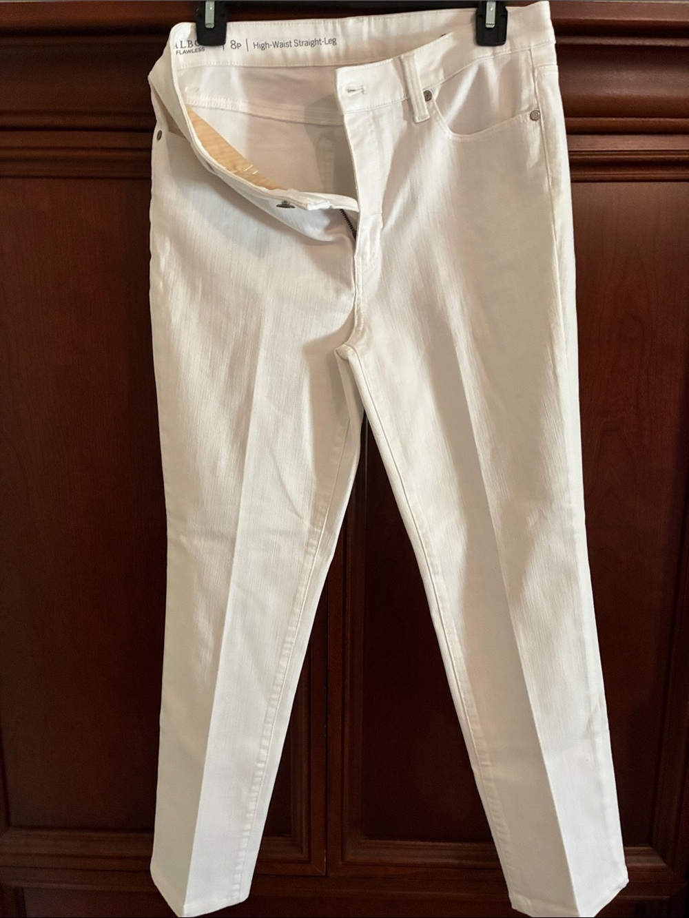Women’s 8P White high waist Straight-Leg Jeans